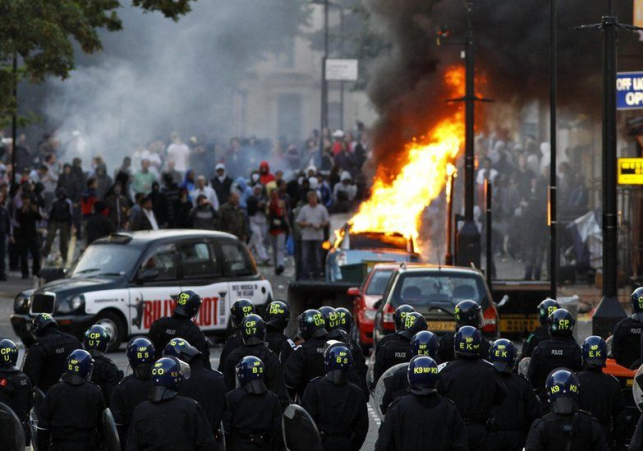 London riots: Youth services cut in half since unrest